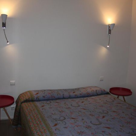Hotel Aiglon Олмето Екстериор снимка