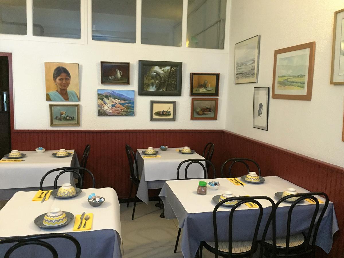 Hotel Aiglon Олмето Екстериор снимка