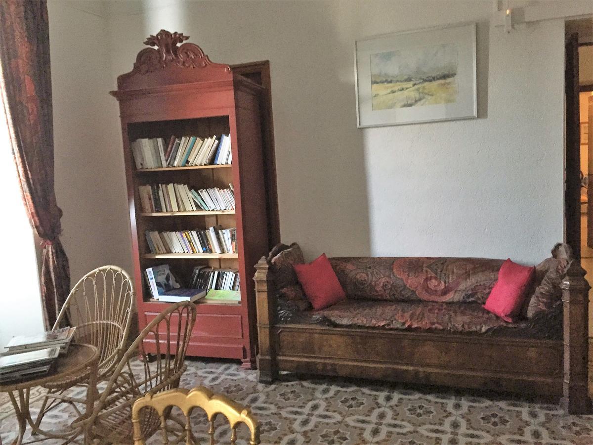 Hotel Aiglon Олмето Екстериор снимка